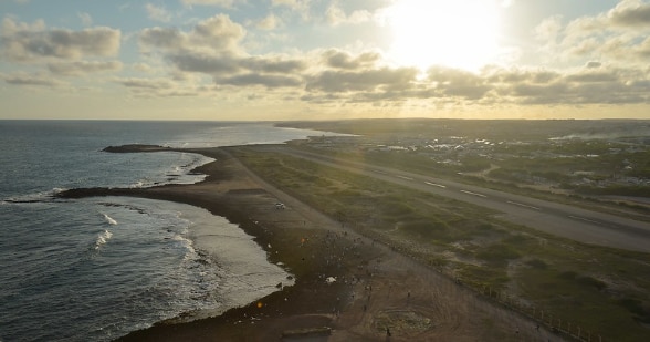 Paysage representant l’aeroport de Mogadisho, quartier general de lamission onusienne