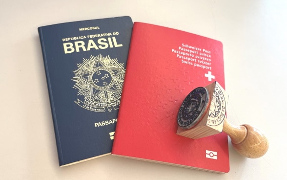 Passeports et timbre consulaire