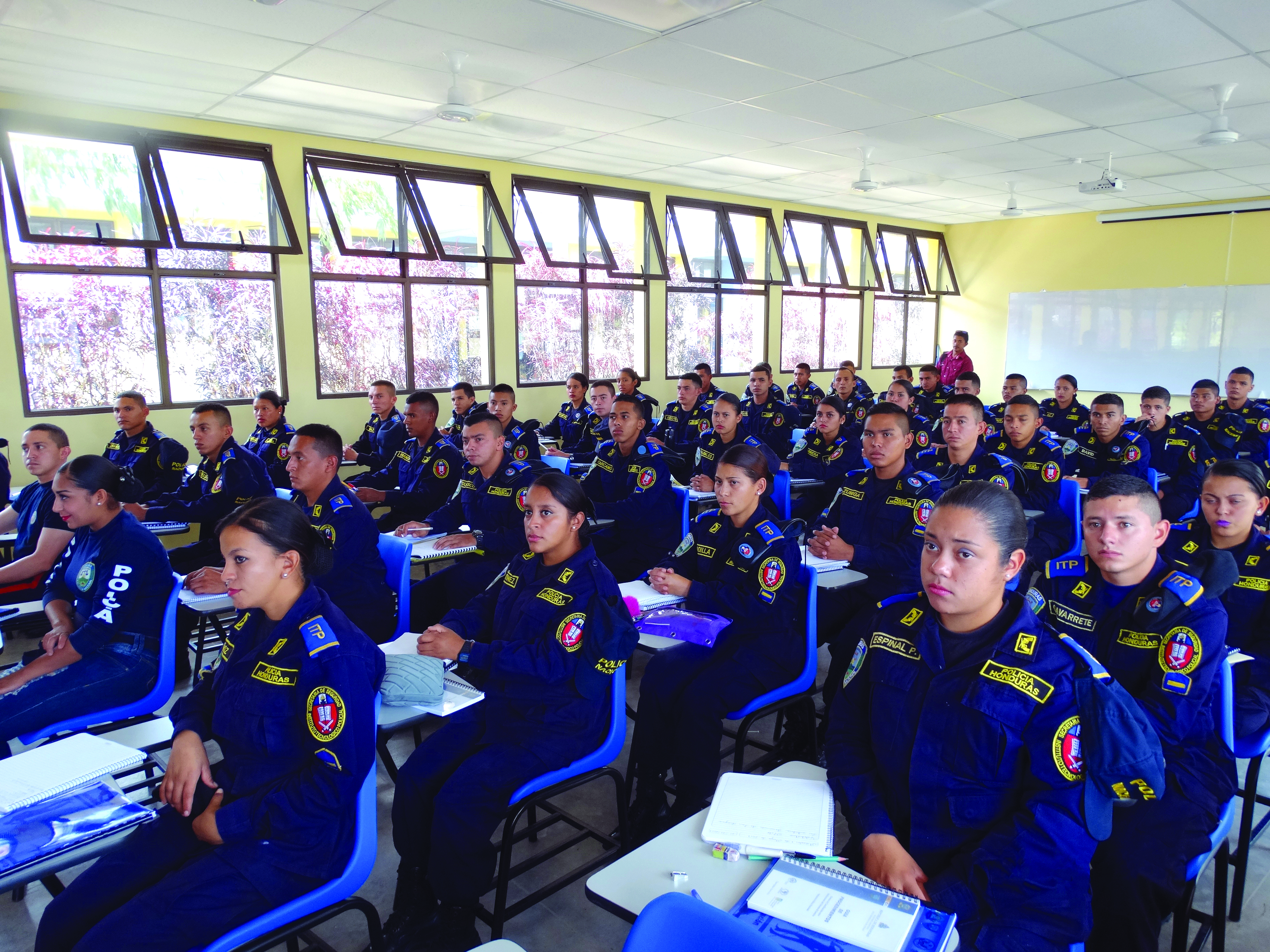 Fortalecimiento Policía hondureña