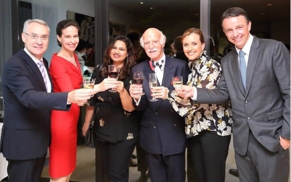 From left: Ambassador of Switzerland to Japan, Jean-François Paroz, Dr. Yulia Gusynina Paroz, Ms. Janita Kumar, Head of PR and Communications of Swiss Education Group, Mr. Anton Mosimann, Ms. Tarsila Fercher Geis, Executive Director of Strategic Partnerships of Swiss Education Group, Fabien Clerc, Director Switzerland Tourism Japan ©Embassy of Switzerland in Japan