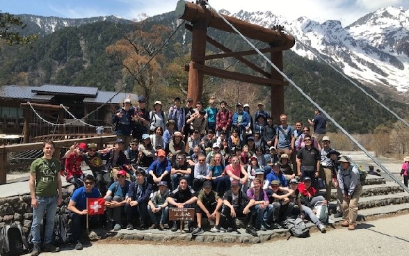 At Kappa-bridge (Kamikochi in Matsumoto) ©︎Japanese Information Bureau in Grindelwald