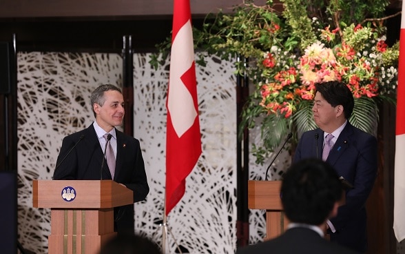 President Ignazio Cassis and Japanese Foreign Minister Yoshimasa Hayashi 