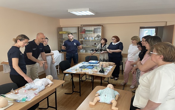 Training of trainers in pediatric emergencies with Marie Müller and Sergio Manzano. Chisinau 2022