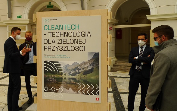 Wystawa mobilna Cleantech - Plakat tytułowy