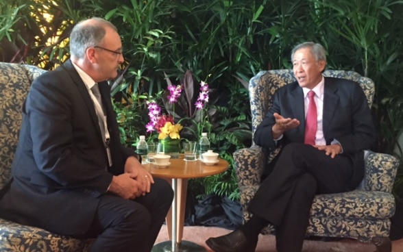Federal Councillor Guy Parmelin visits Singapore
