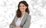 Portrait photo of Tessa Kofmel.