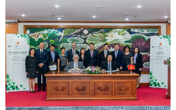 MoU Signing Ceremony of “Promoting ESG standards and practices in Vietnam Capital Market”