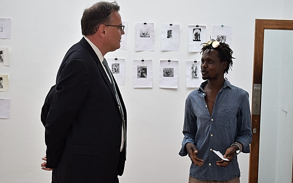 Swiss Embassy celebrates the art of Admire Kamudzengerere at the National Gallery of Zimbabwe.