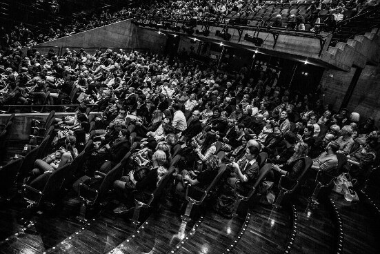 Salle comble lors de la cérémonie d’ouverture des Journées du court métrage de Winterthour.