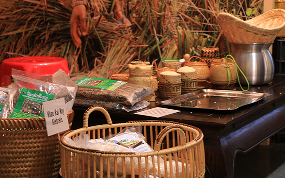 Baskets with agricultural products from Laos at the SDC’s special exhibition for OLMA 2015.