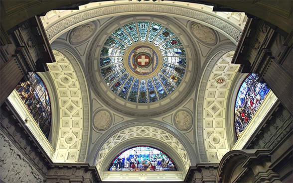 Image of the inside of the dome of the Swiss Parliament