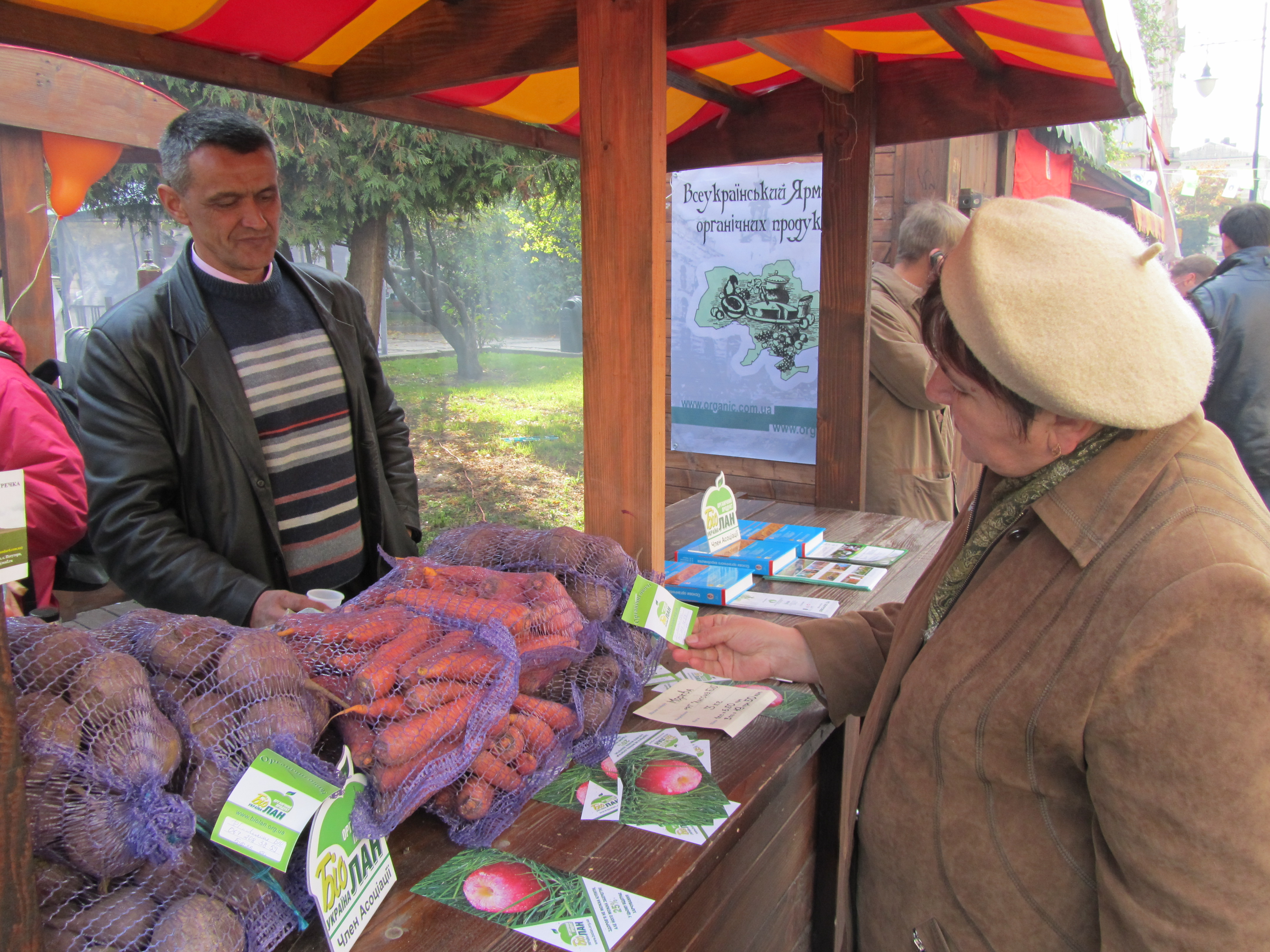 Marché biologique à Lviv