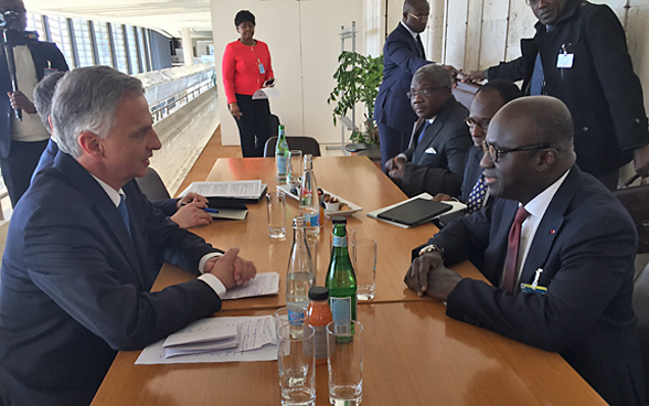 Colloquio bilaterale tra Didier Burkhalter e il ministro degli esteri ivoriano Marcel Amon-Tanoh.