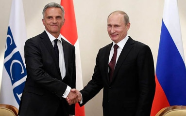 Il presidente della Confederazione Didier Burkhalter,il presidente in carica dell’OSZE, e il presidente della Federazione Russa, Vladimir Putin 
