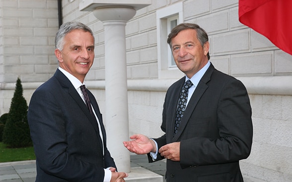 Didier Burkhalter traf neben Aussenminister Karl Erjavec.