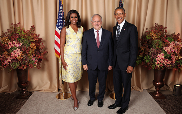 Il presidente della Confederazione Johann N. Schneider-Ammann con Barack et Michelle Obama.