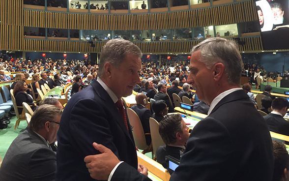 Federal Councillor Didier Burkhalter with the Finnish President Sauli Niinistö.