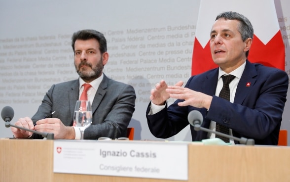 Federal Councillor Ignazio Cassis speaks to the media at the Federal Media Centre.