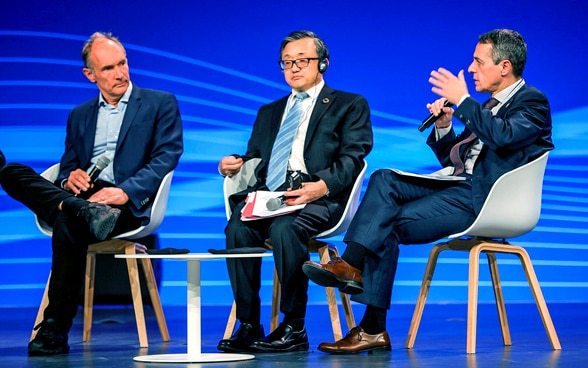 Bundesrat Ignazio an am Internet Government Forum in Berlin.