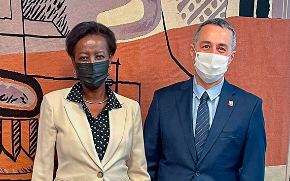 Federal Councillor Cassis with Louise Mushikiwabo, Secretary General of La Francophonie.