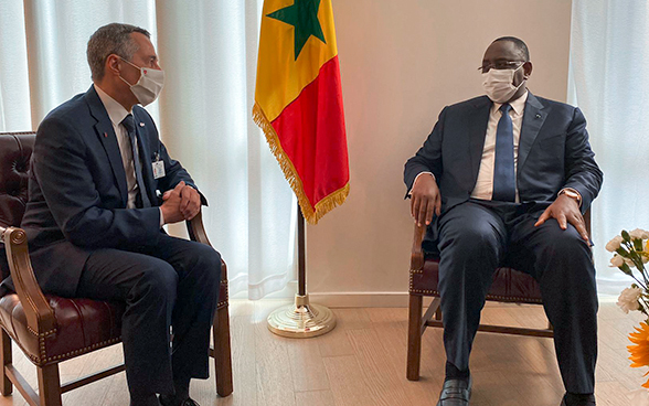 Federal Councillor Cassis in conversation with Macky Sall, President of Senegal