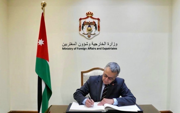 Foto von Bundesrat Cassis während seines offiziellen Besuchs in Amman, Jordanien.