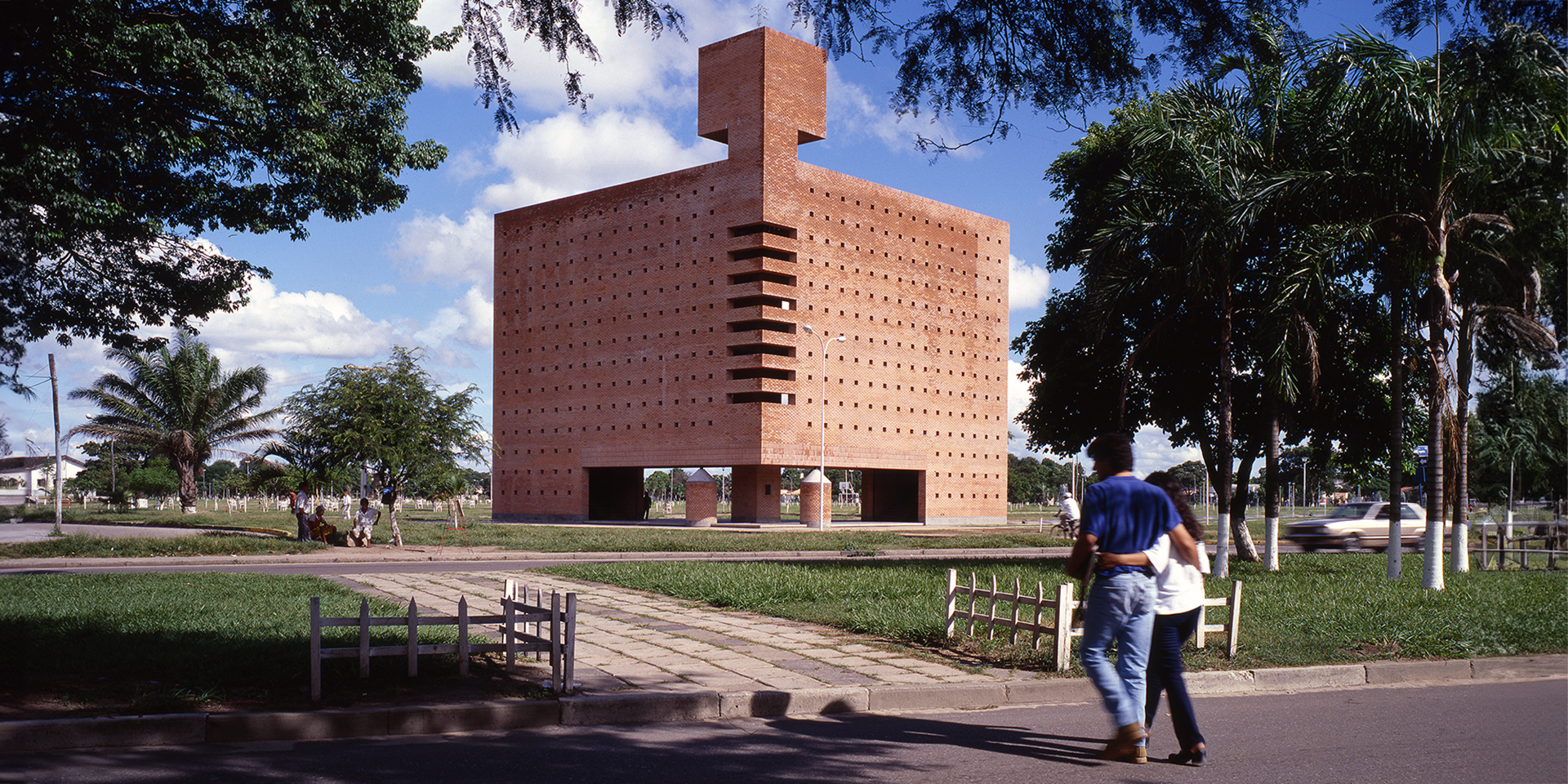 Cumbre de las Americas, Santa Cruz, Bolivia, by Mario Botta.