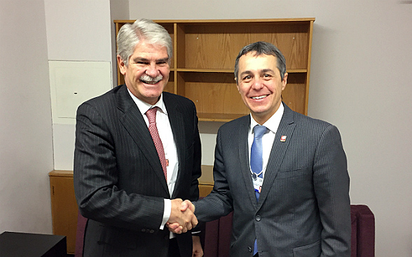 A margine del World Economic Forum, il consigliere federale Ignazio Cassis incontra Alfonso Datsis, ministro spagnolo degli affari esteri. 