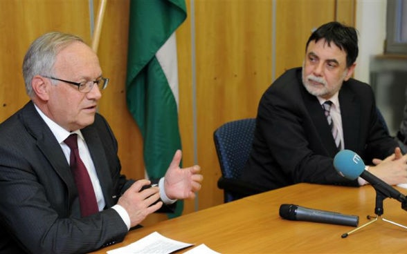 Federal Councillor Schneider-Ammann and Minister Fellegi