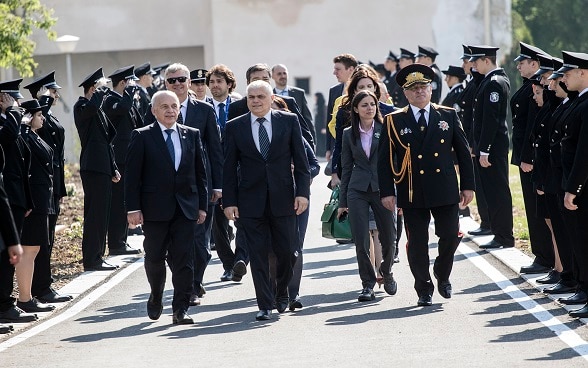 Federal Councillor Ueli Maurer and Bulgarian Minister for the Interior Valentin Radev formally opened the 'Polygon' training centre at the national policy academy in Sofia in 2018. 